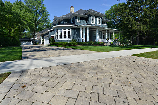 Best Driveway Resurfacing Pavers  in Thiensville, WI